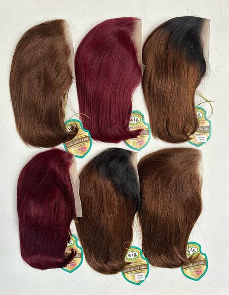 Perruque en dentelle bordeaux