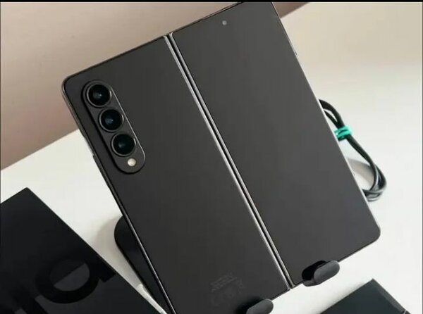 Smartphone pliable noir