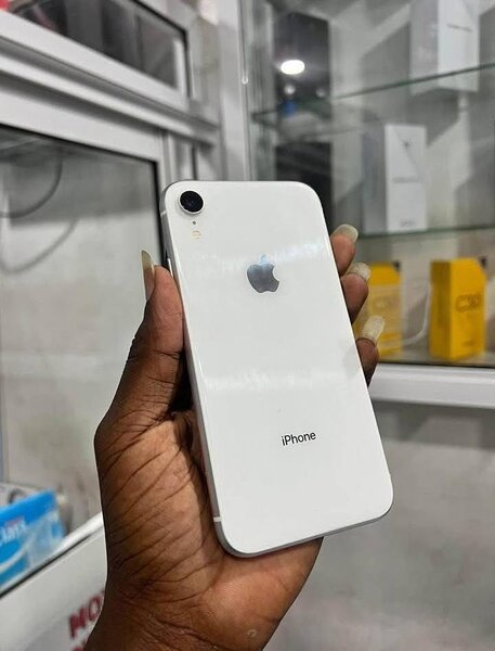 iPhone XR 64GB Blanc