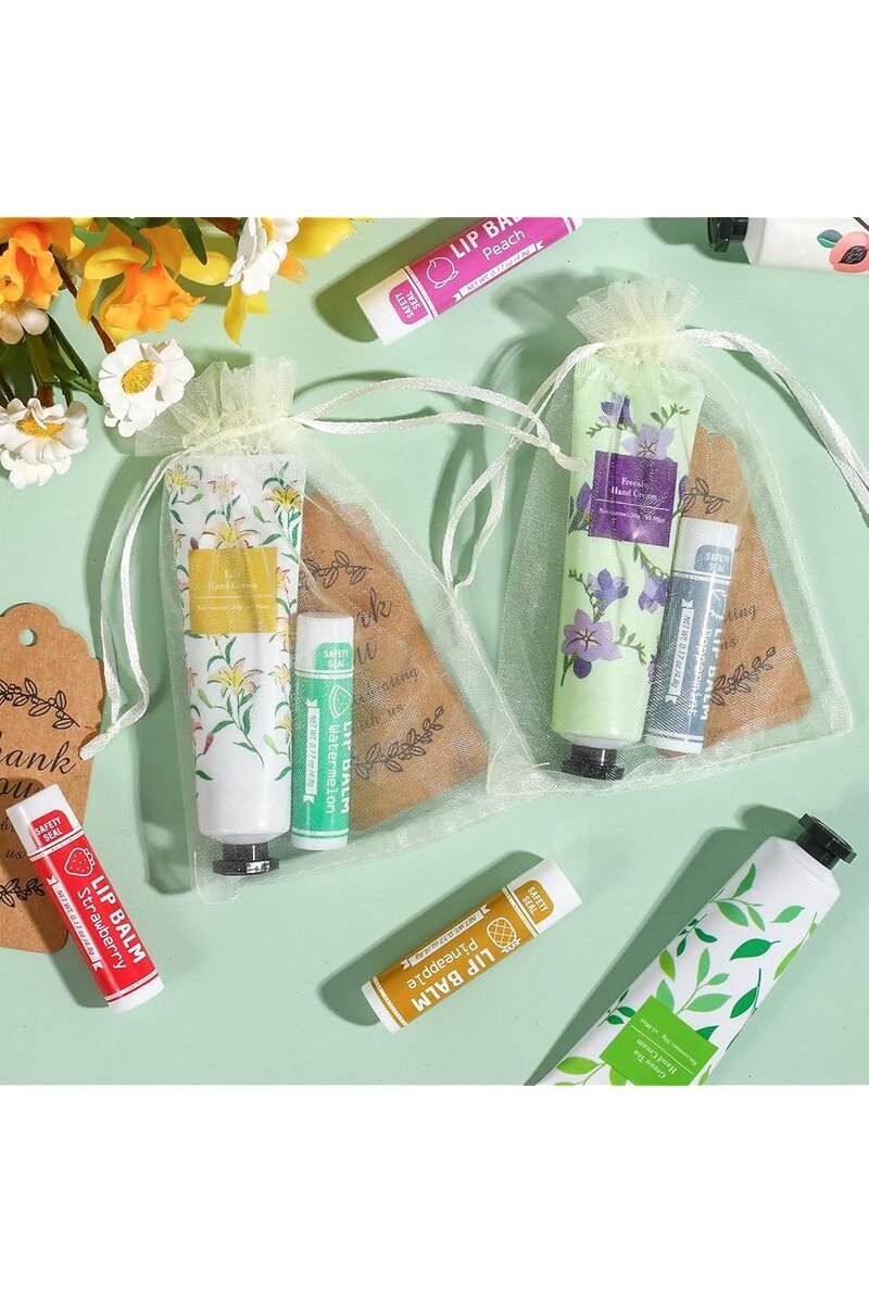 Ensemble de Baumes à Lèvres et Crèmes Mains