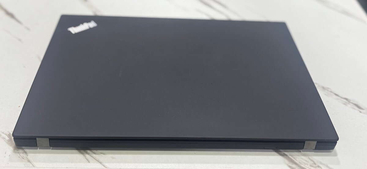 Lenovo ThinkPad P14s ryzen 7