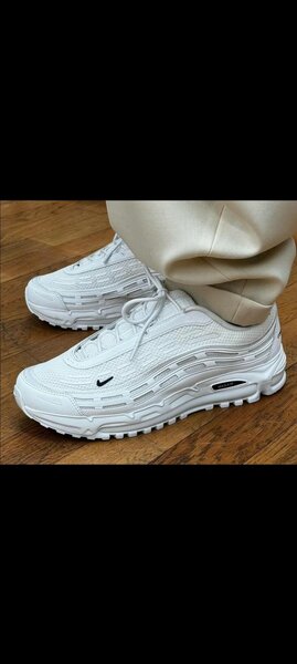 Baskets blanches élégantes