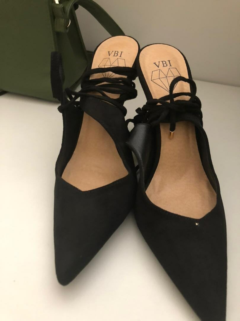 VBI tie-up heels