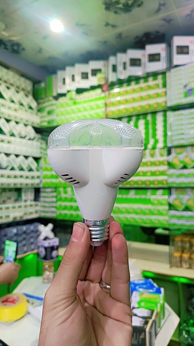 Led light 12 holder bulb