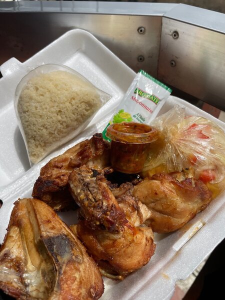 Poulet Frit avec attieke