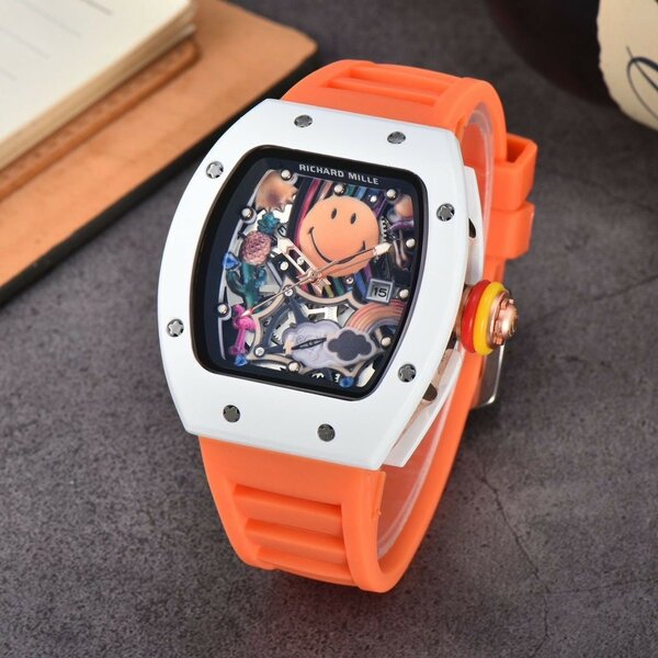 Montre de luxe sportive colorée