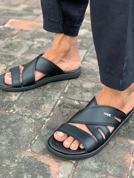 New design slippers for men