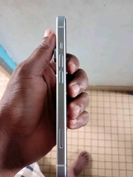 iPhone dernier modèle argent