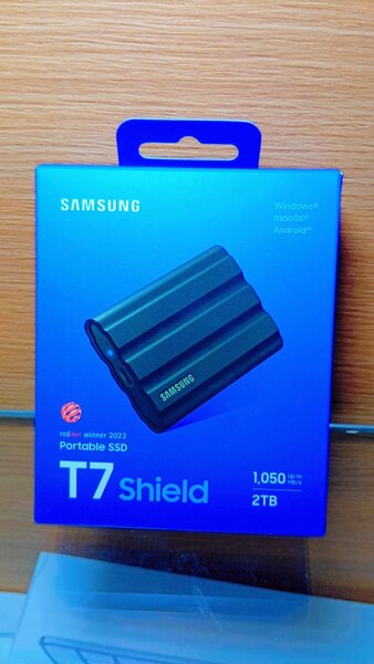 SSD Portable Samsung T7 Shield 2TB