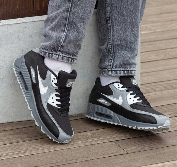 Baskets Noires et Grises Homme