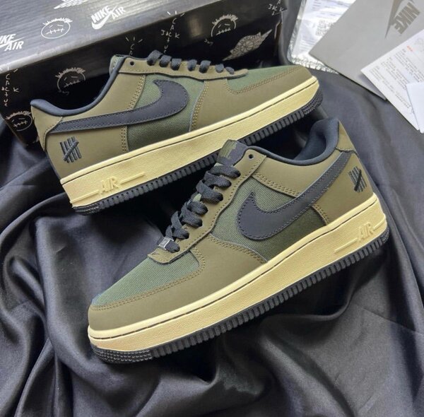 Nike Air Force Undefeated