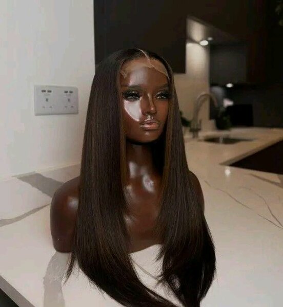 Perruque longue lisse