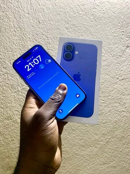 iPhone 16 256 Go Bleu
