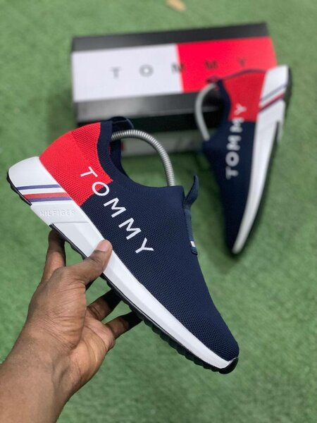 Tommy hilifiger