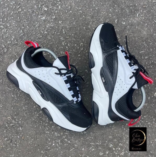 Basket Dior avec carton