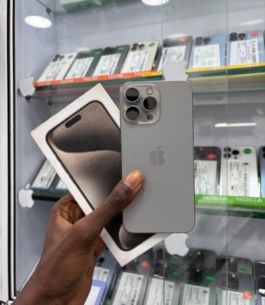 iPhone 15 Pro Max Neuf
