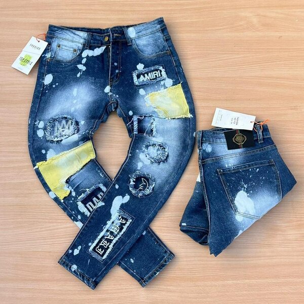 Stock jeans
