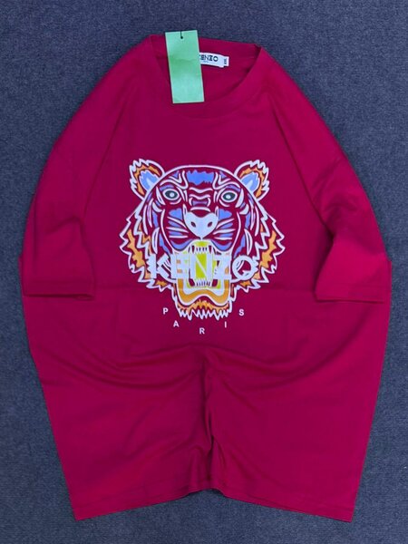 T-Shirts Kenzo ' Prada et....