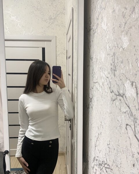 Лонгслив белый