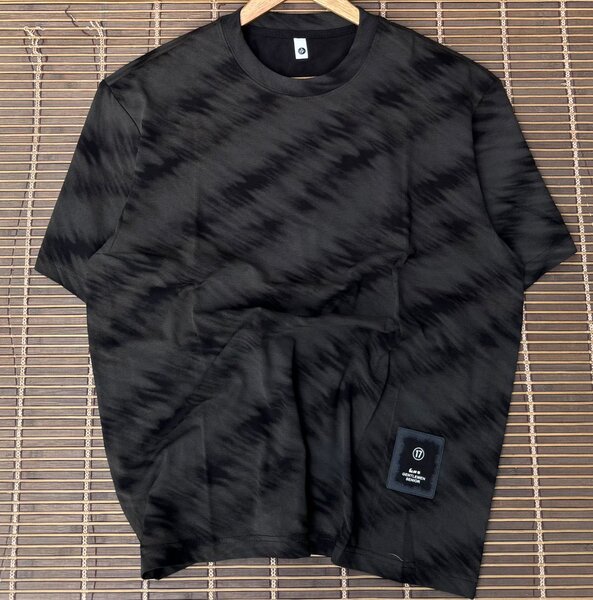 T-shirt tendance pour hommes