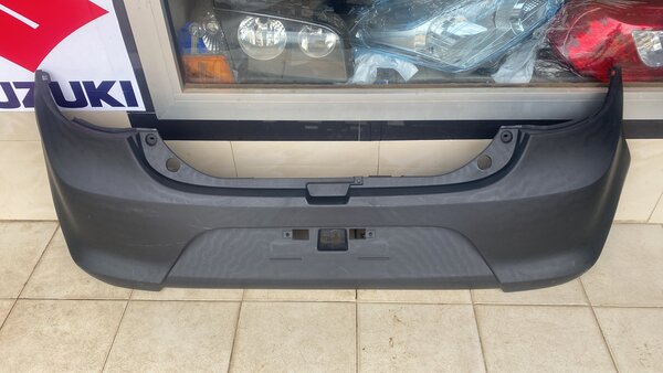 Pare-chocs arrière Suzuki