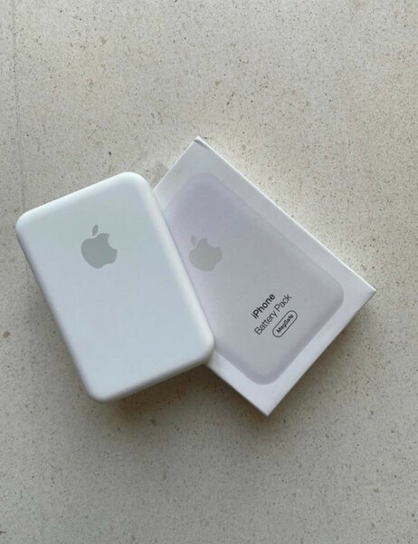 Power bank Apple