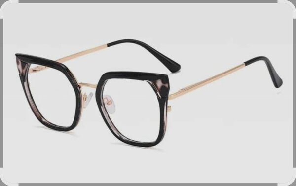 Lunettes carrées élégantes