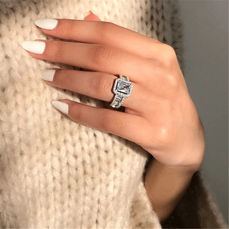 Square zircon engagement ring