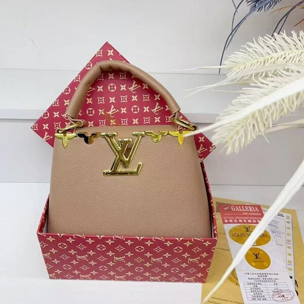 Sac a main pour femme petit yves  format