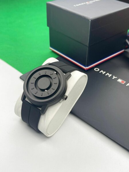 Montre fommy bracelet noir