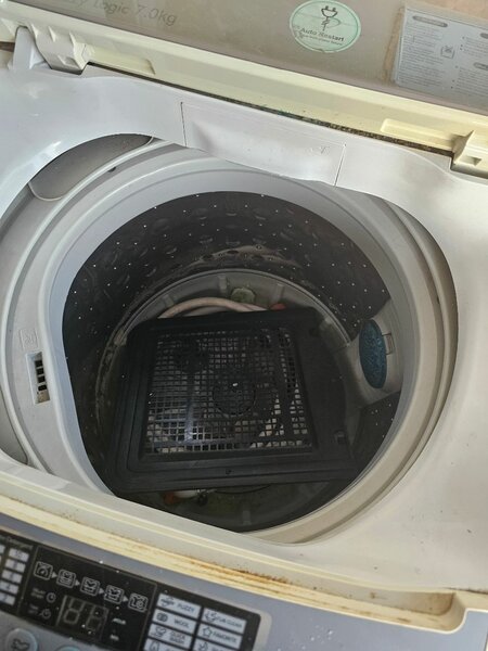 Used LG Washing Machine- Top Loader