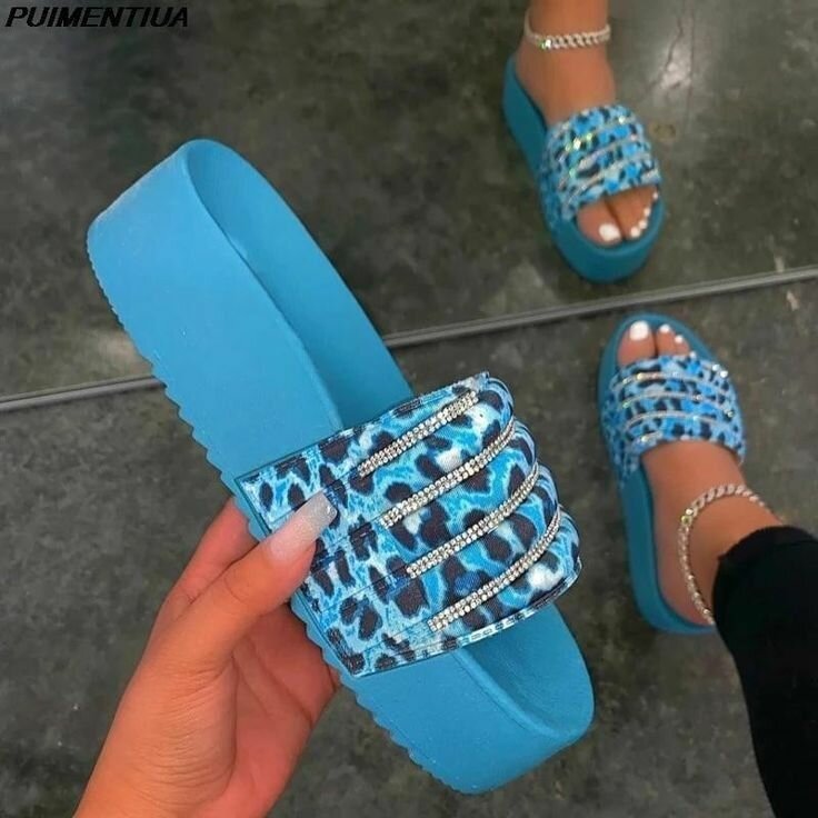Women's slippers