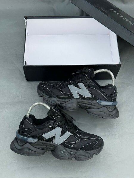 New balance 9060
