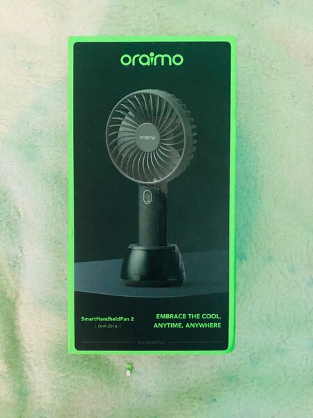 oraimo SmartHandheldfan 2 Handheld Fan with Light Base