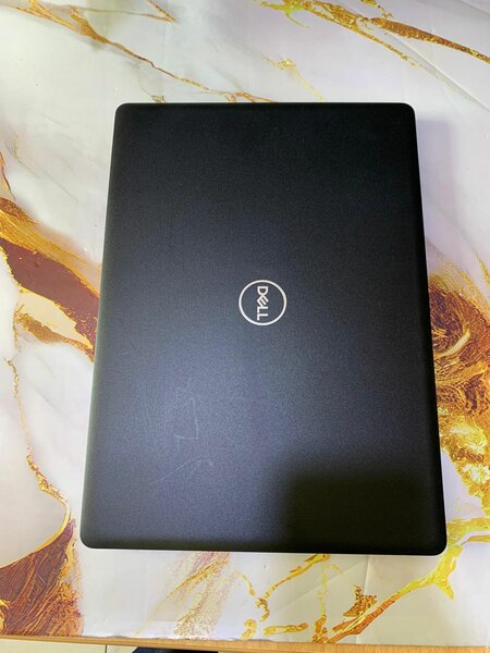 Dell Latitude 3490 Laptop