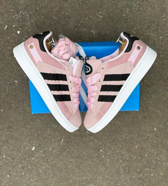 Baskets roses Adidas femme