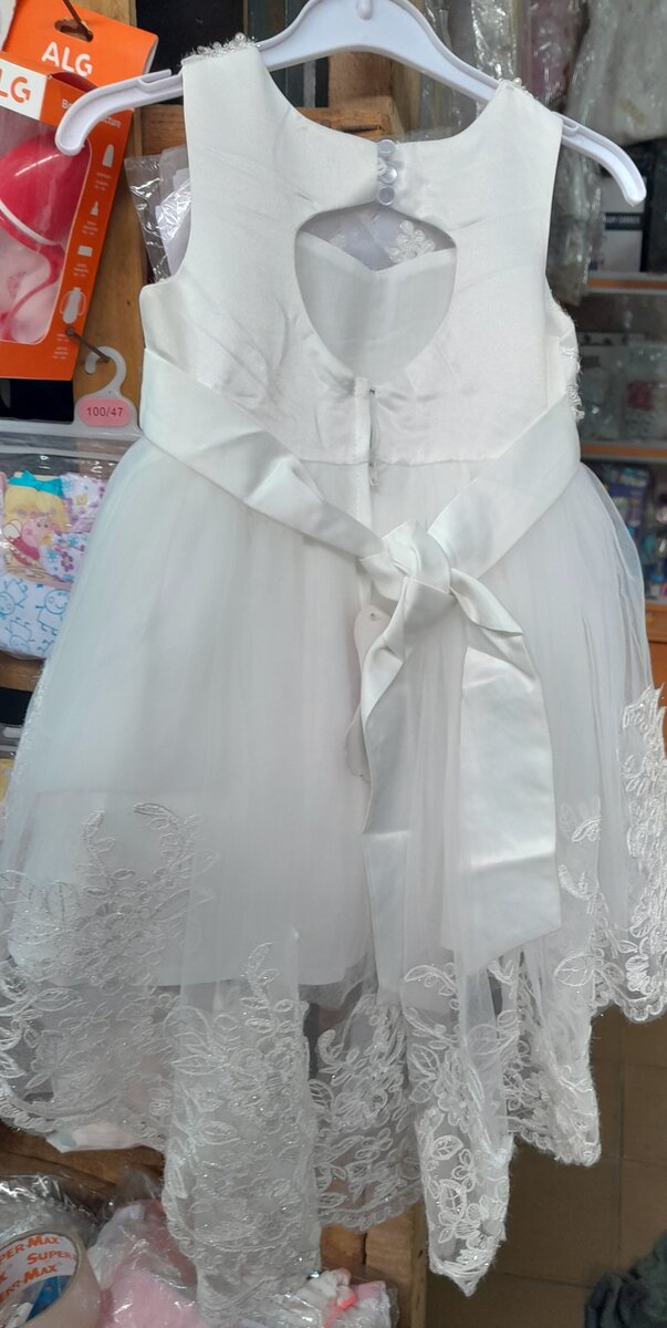 Robe de cérémonie blanche