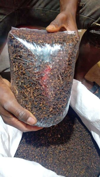 Clous de girofle entiers 1kg