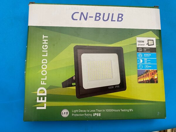 LED FLOOD LIGHT