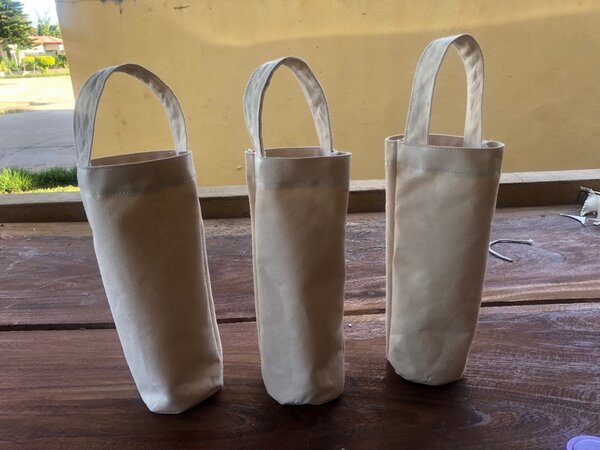 Canvas wine bags