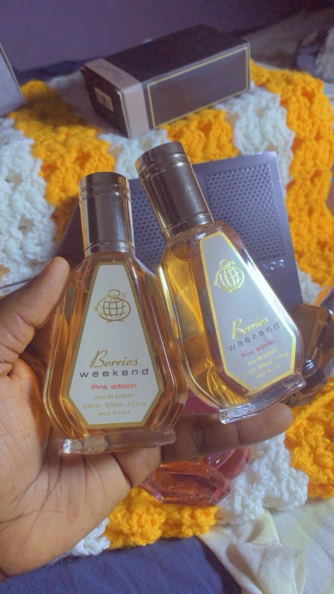 Parfums Intense Noir et Barakkat