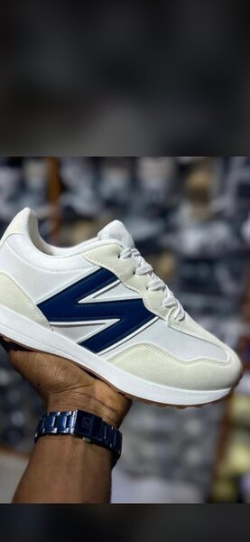 Baskets décontractées tendance