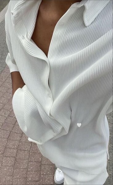 two pieces top and down