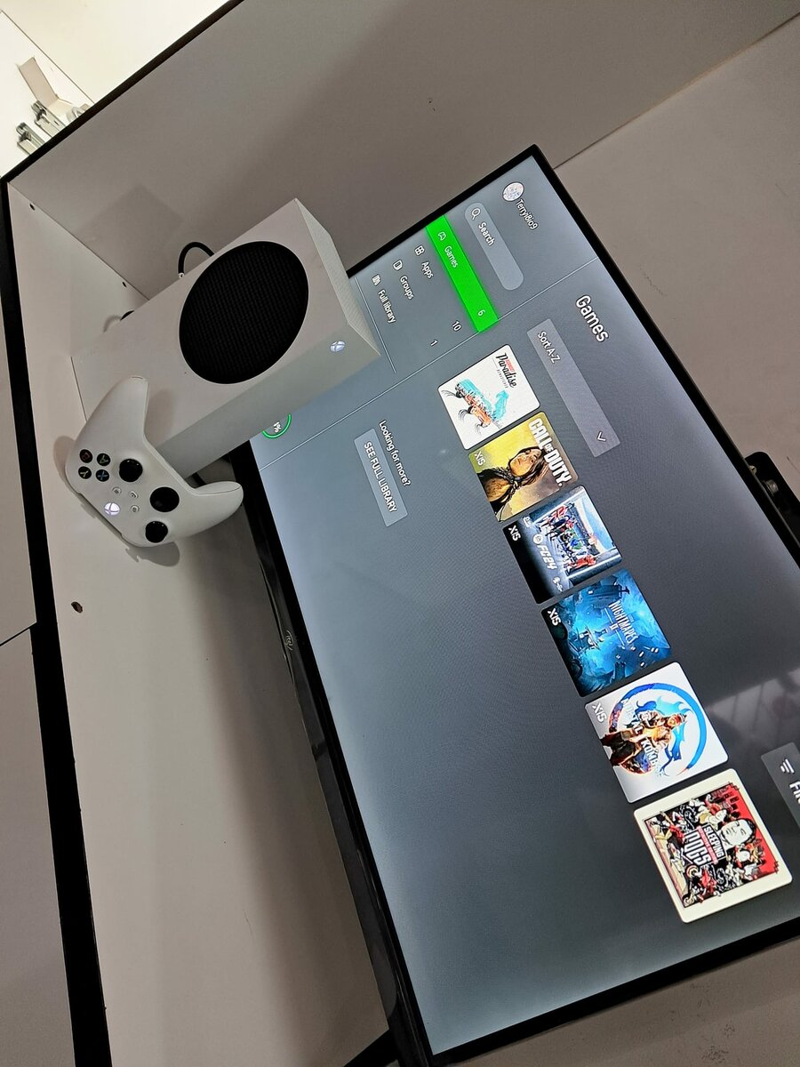 Xbox Series S 512GB with 6 offline games FC24 