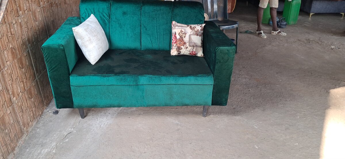 Canapé 2 places en velours