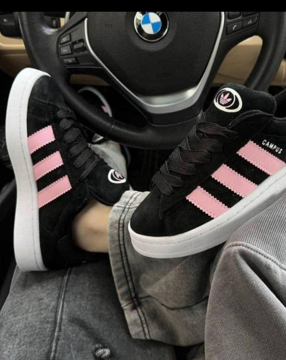 Baskets Campus noires et roses