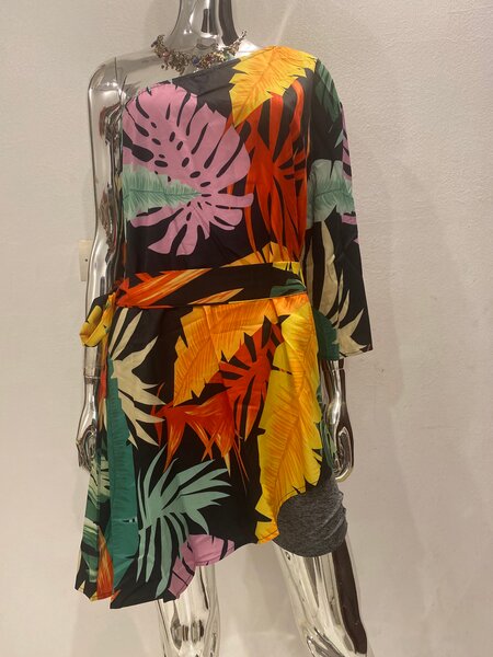 Robe d'été à motifs tropicaux