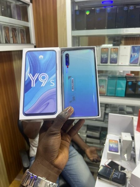 Huawei Y9s Smartphone