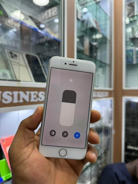 iPhone 8 avec Touch ID 64Go