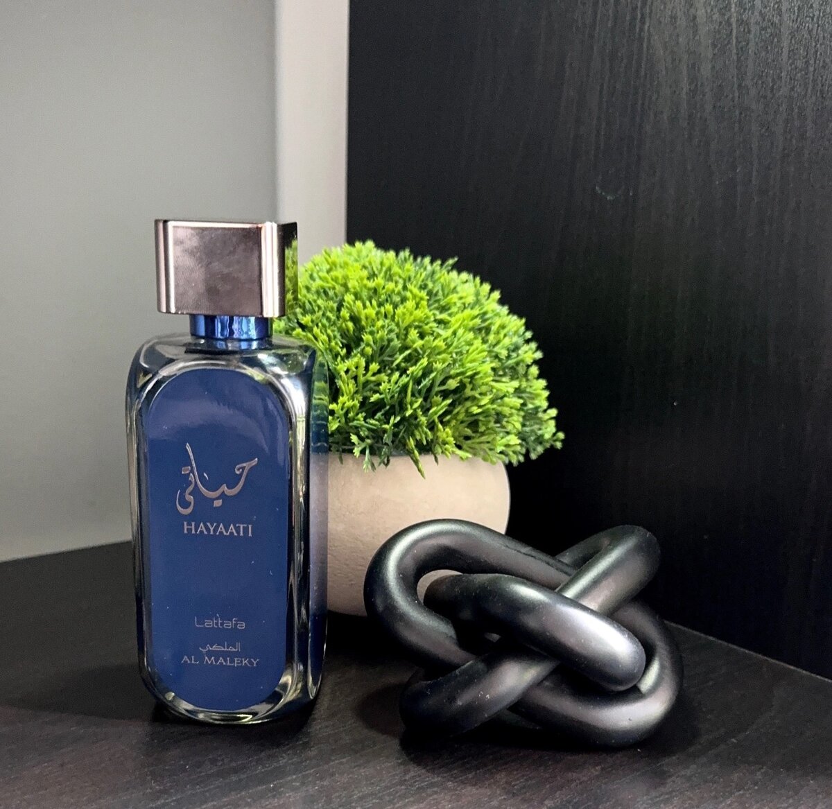 Parfum Hayati Lattafa Intense